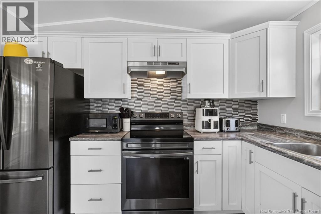 38 Ulysse Property Photo 10
