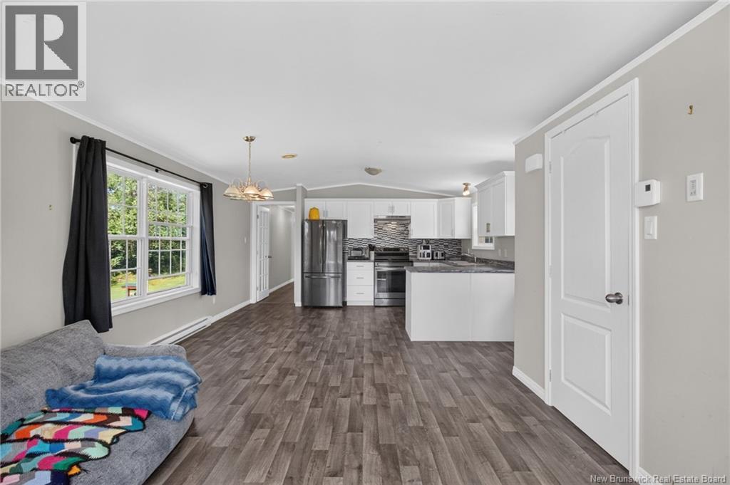 38 Ulysse Property Photo 11