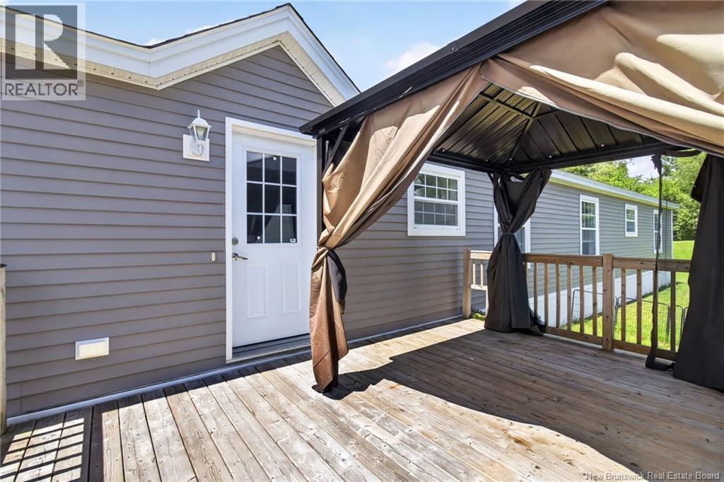 38 Ulysse Property Photo 23