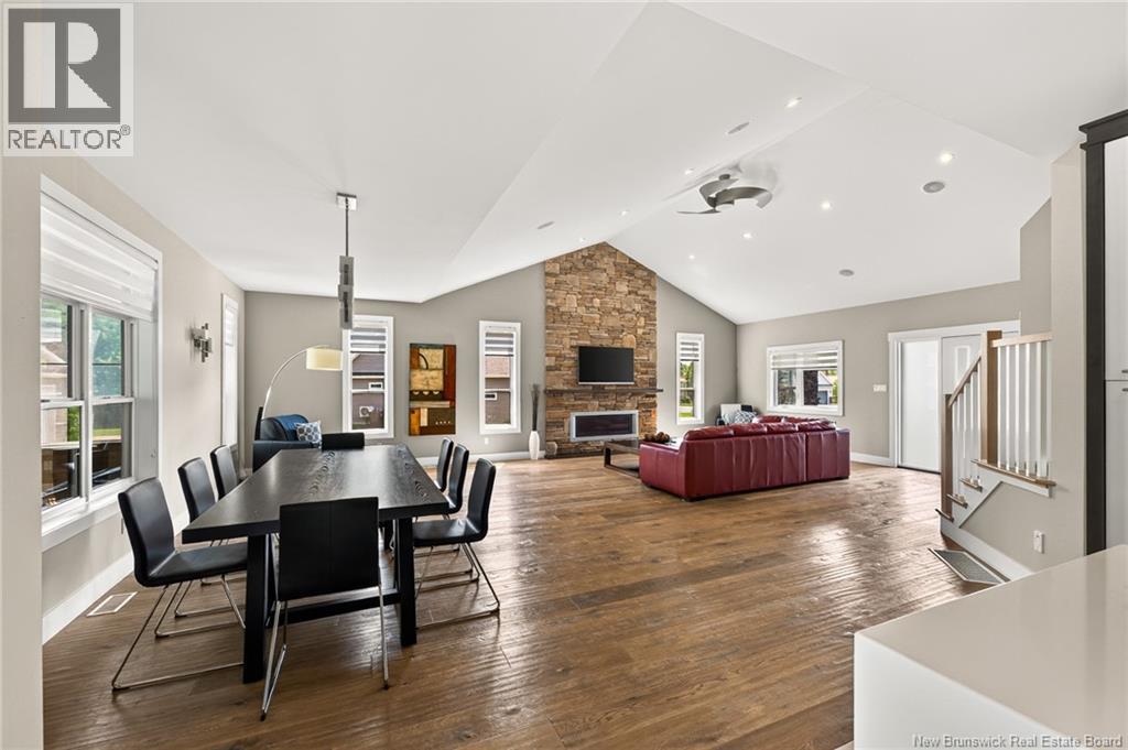 165 Larochelle Property Photo 8