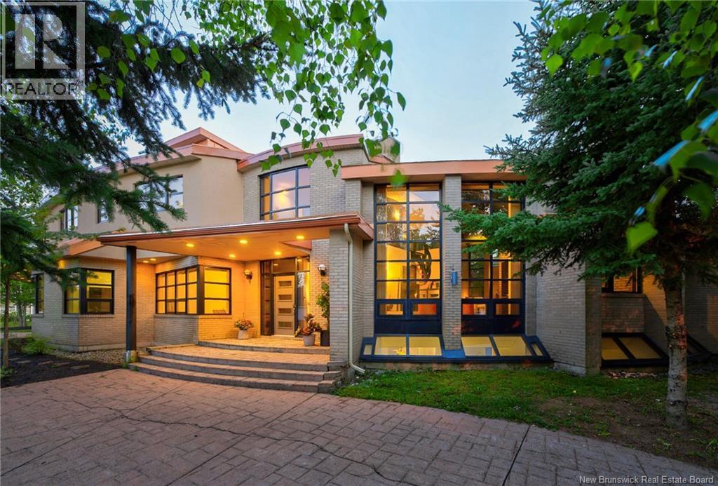 6 Brandywood Court