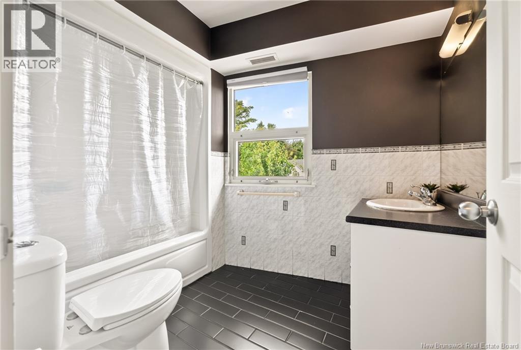 6 Brandywood Court Property Photo 34