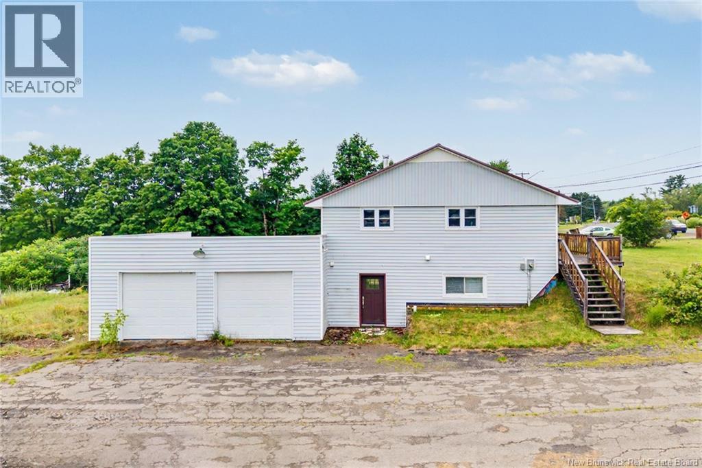 664 Otis Drive Property Photo 3