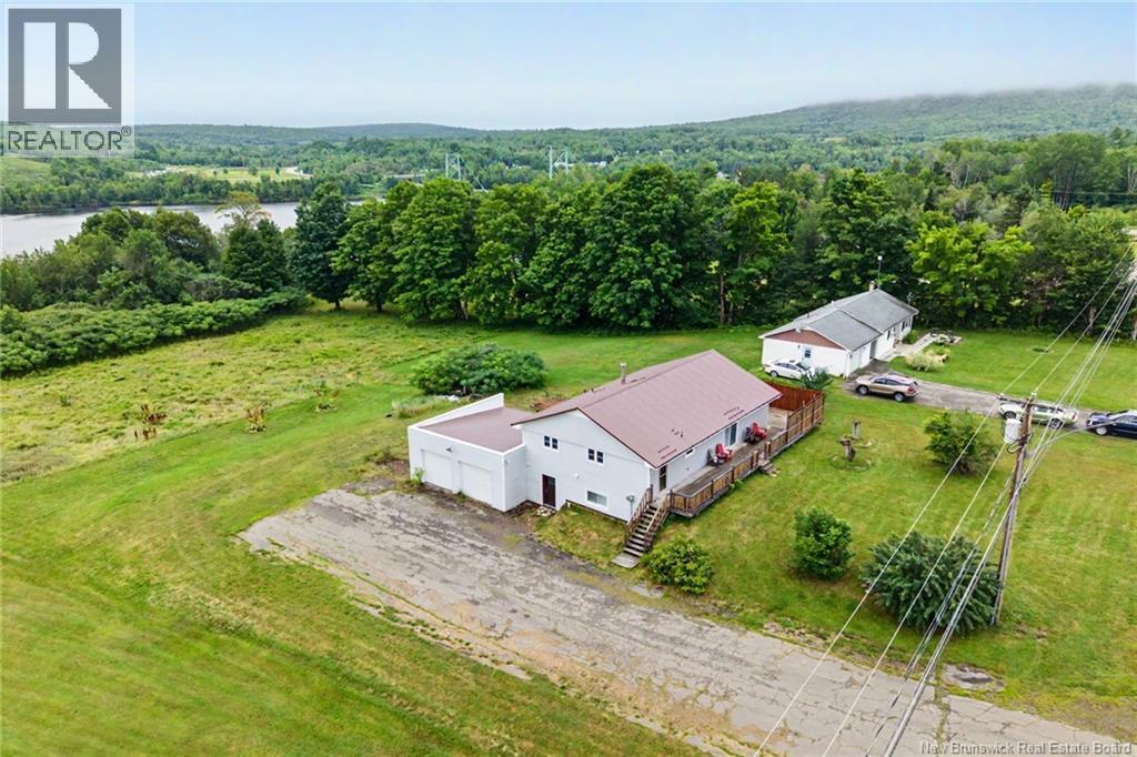 664 Otis Drive Property Photo 4