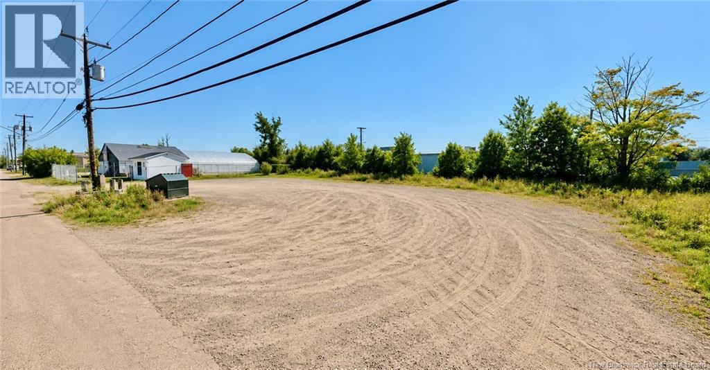 16-19 Du Vestiaire Street Property Photo 4