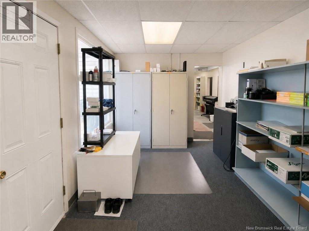 182 Portage Street Property Photo 6