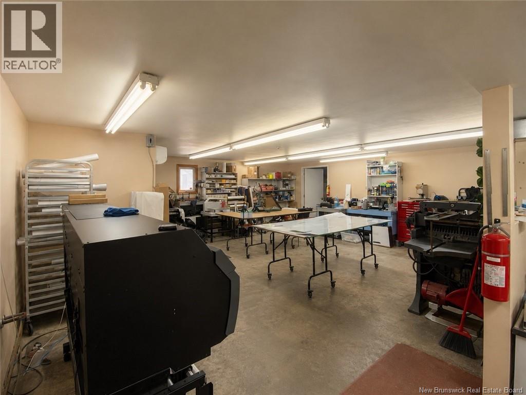 182 Portage Street Property Photo 8