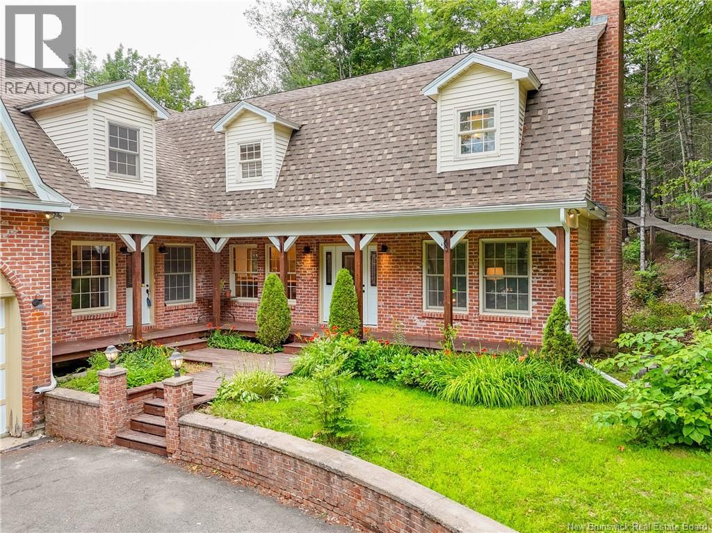 78 Woodmere Drive Property Photo 2