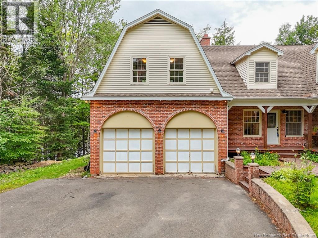 78 Woodmere Drive Property Photo 3