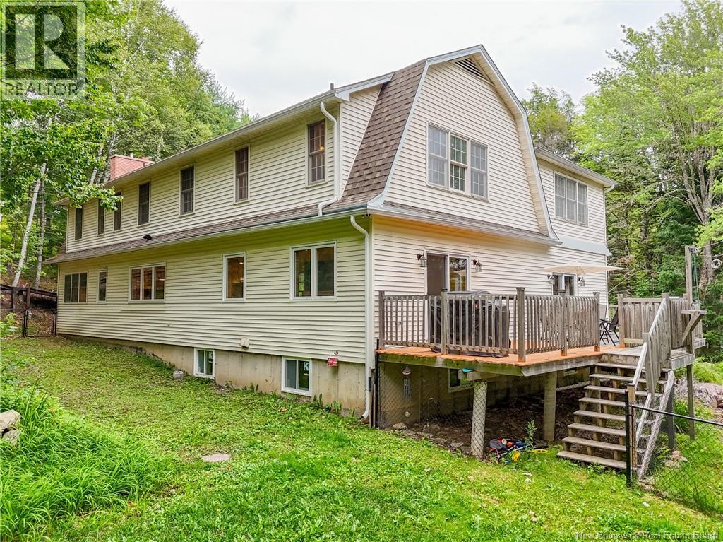 78 Woodmere Drive Property Photo 4