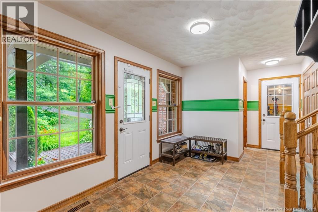 78 Woodmere Drive Property Photo 14
