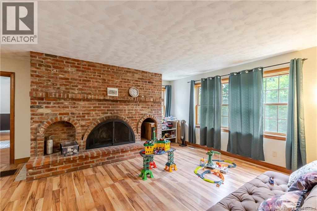78 Woodmere Drive Property Photo 40