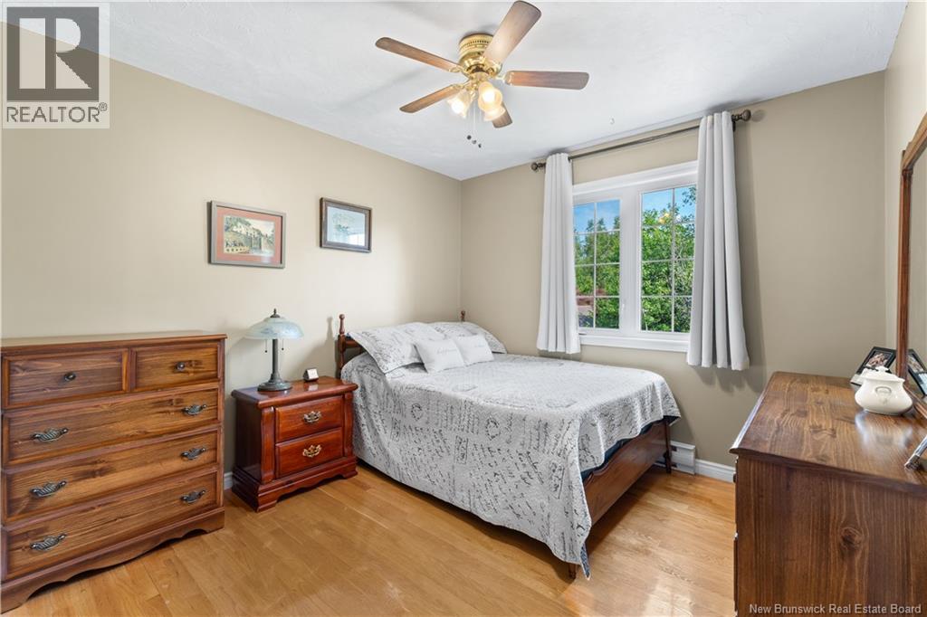 609 Clarence-cormier Street Property Photo 19