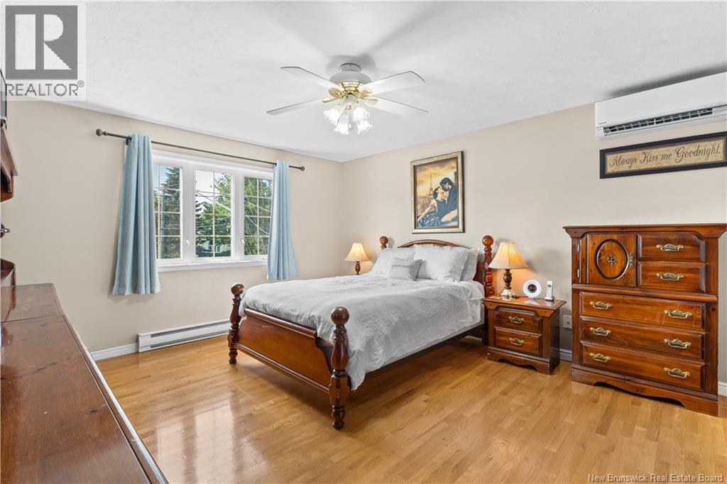 609 Clarence-cormier Street Property Photo 20