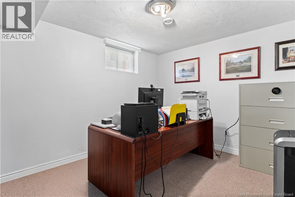 609 Clarence-cormier Street Property Photo 25