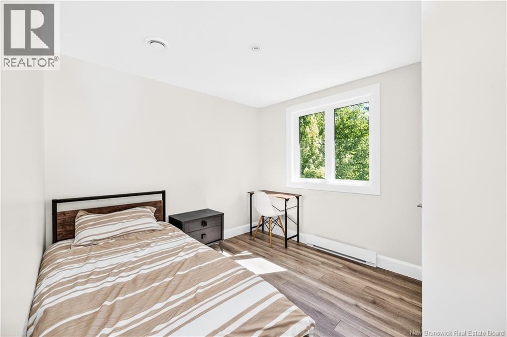 296 Buckingham Avenue Property Photo 31