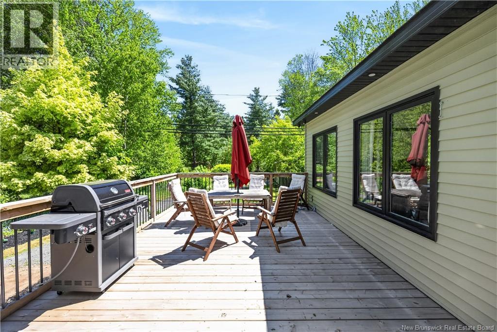 296 Buckingham Avenue Property Photo 42