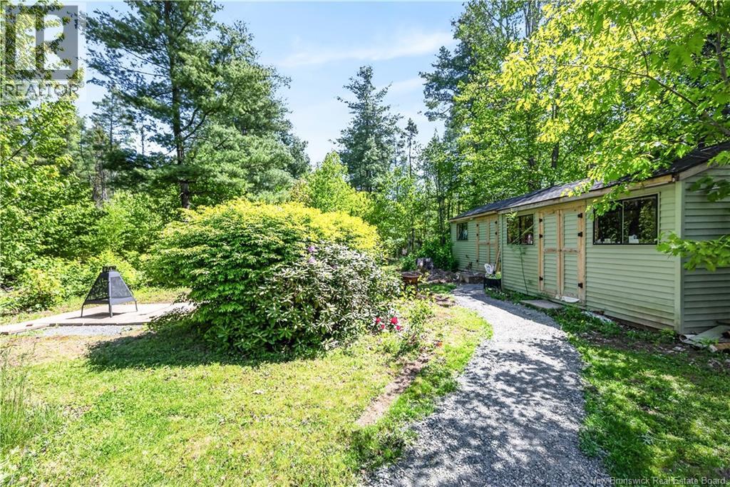 296 Buckingham Avenue Property Photo 48