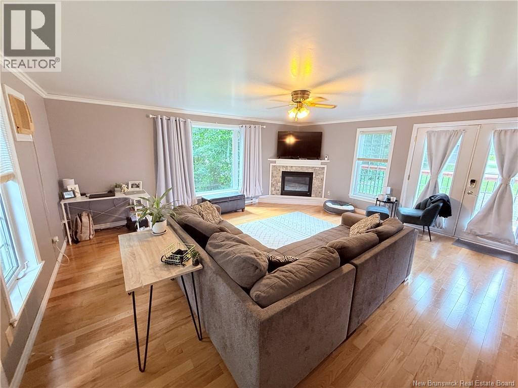 103 Gold Street Property Photo 6