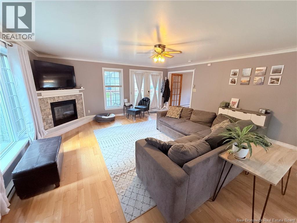 103 Gold Street Property Photo 8