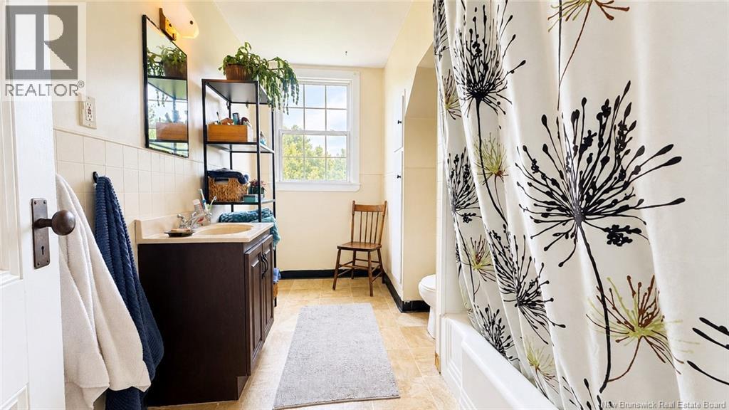 115-123 Pond Shore Road Property Photo 18