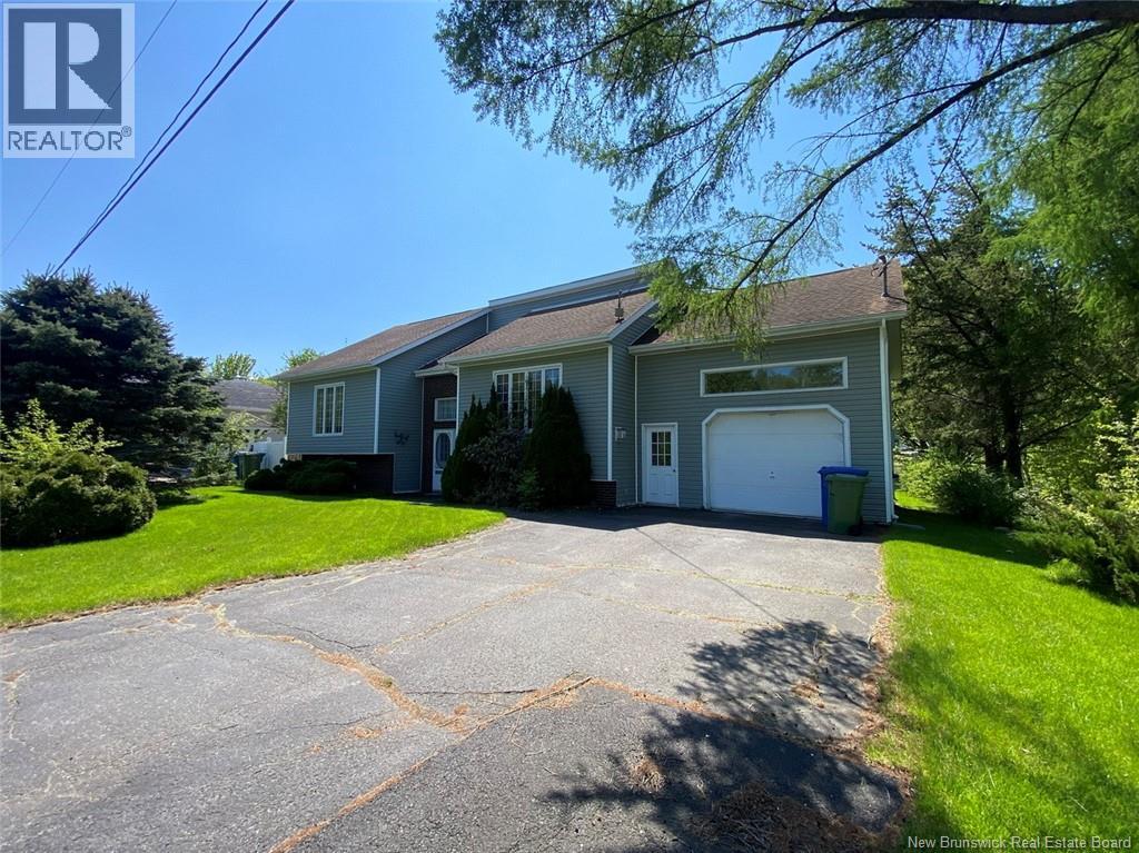 121 Leblond Street Property Photo 36