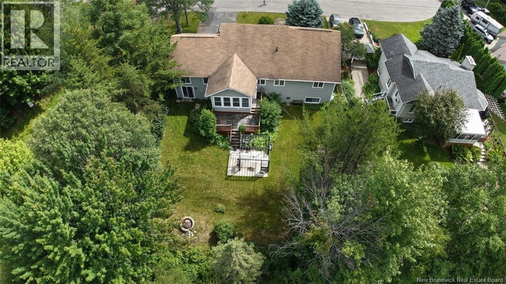 121 Leblond Street Property Photo 45