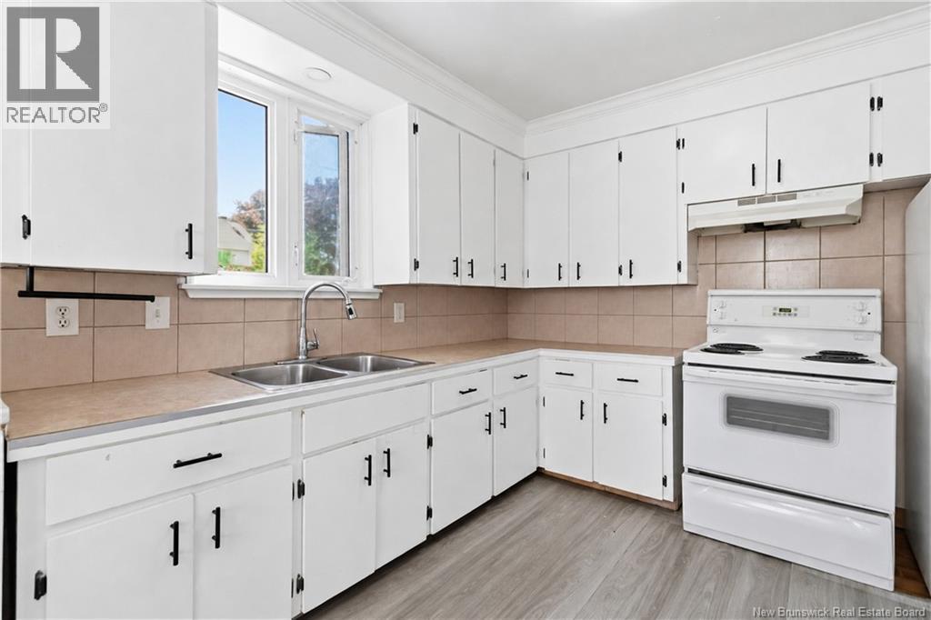 234-236 Ayer Avenue Property Photo 5