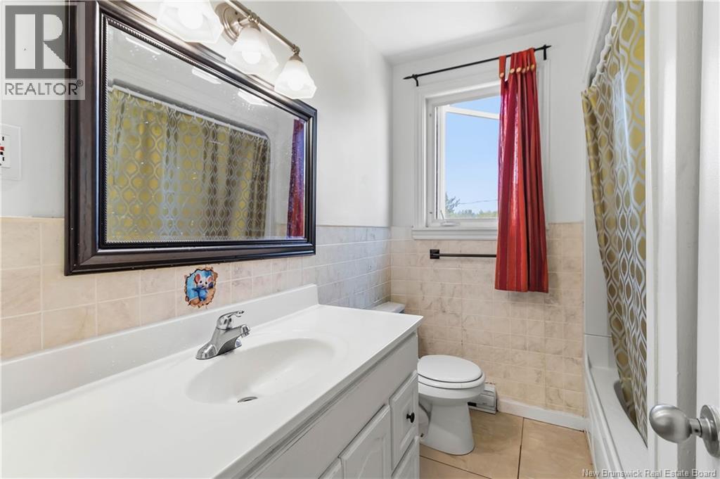 234-236 Ayer Avenue Property Photo 20