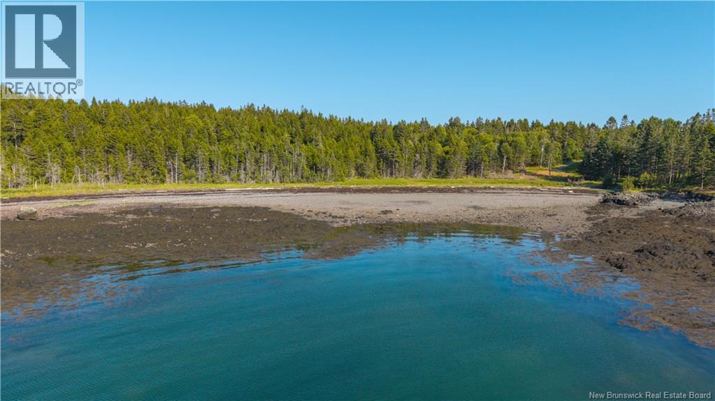 255 Mascarene Road Property Photo 10