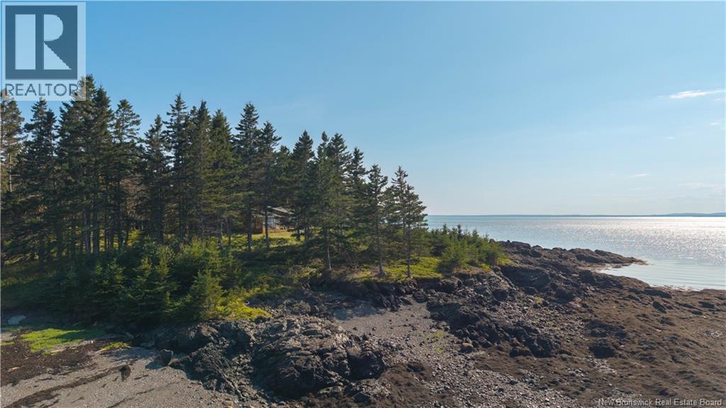 255 Mascarene Road Property Photo 22
