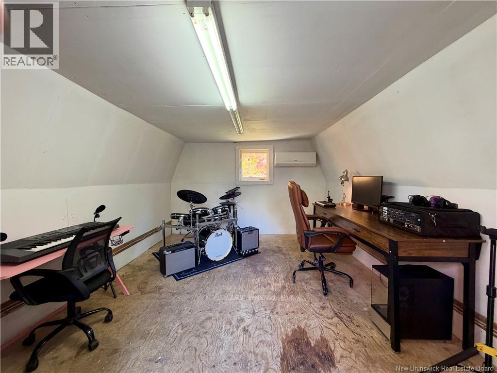 34 Tower Road Property Photo 39