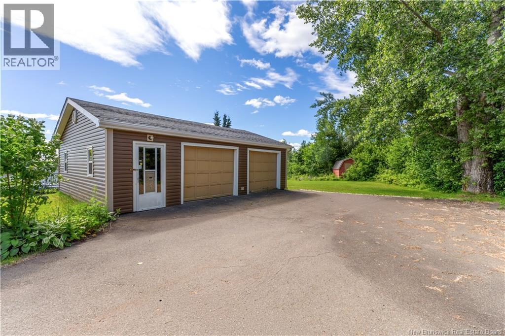 2701 Ch Acadie Property Photo 2