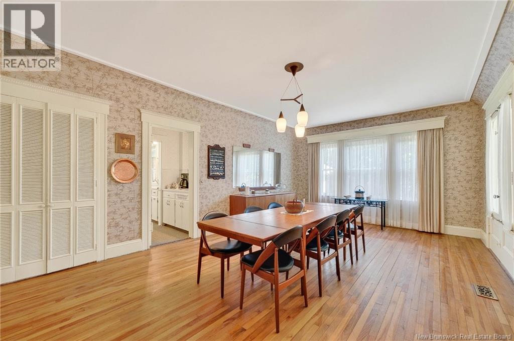 101 Carleton Street Property Photo 11