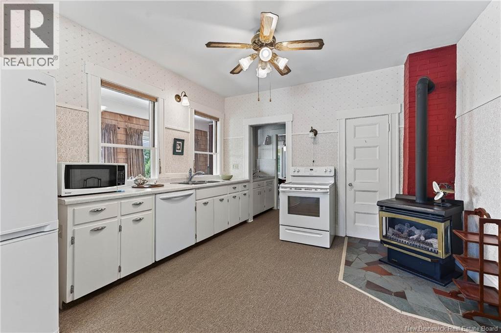 101 Carleton Street Property Photo 13