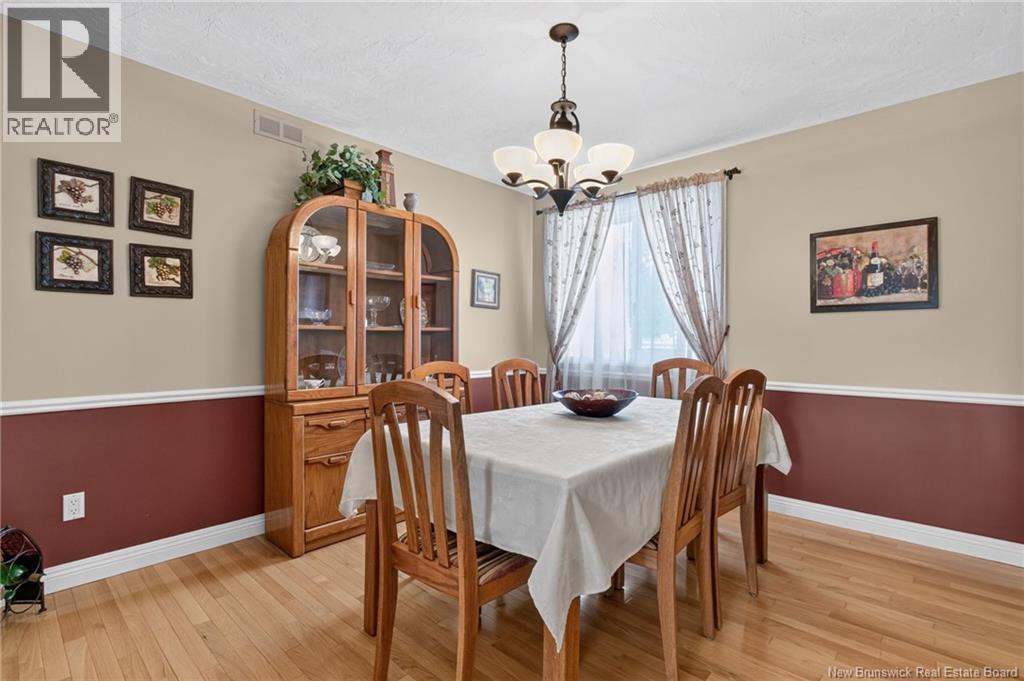 343 Glencairn Drive Property Photo 13