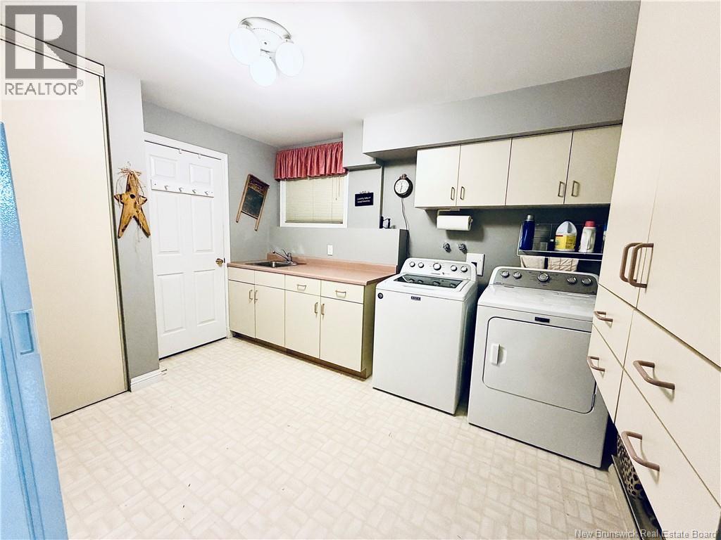 343 Glencairn Drive Property Photo 30