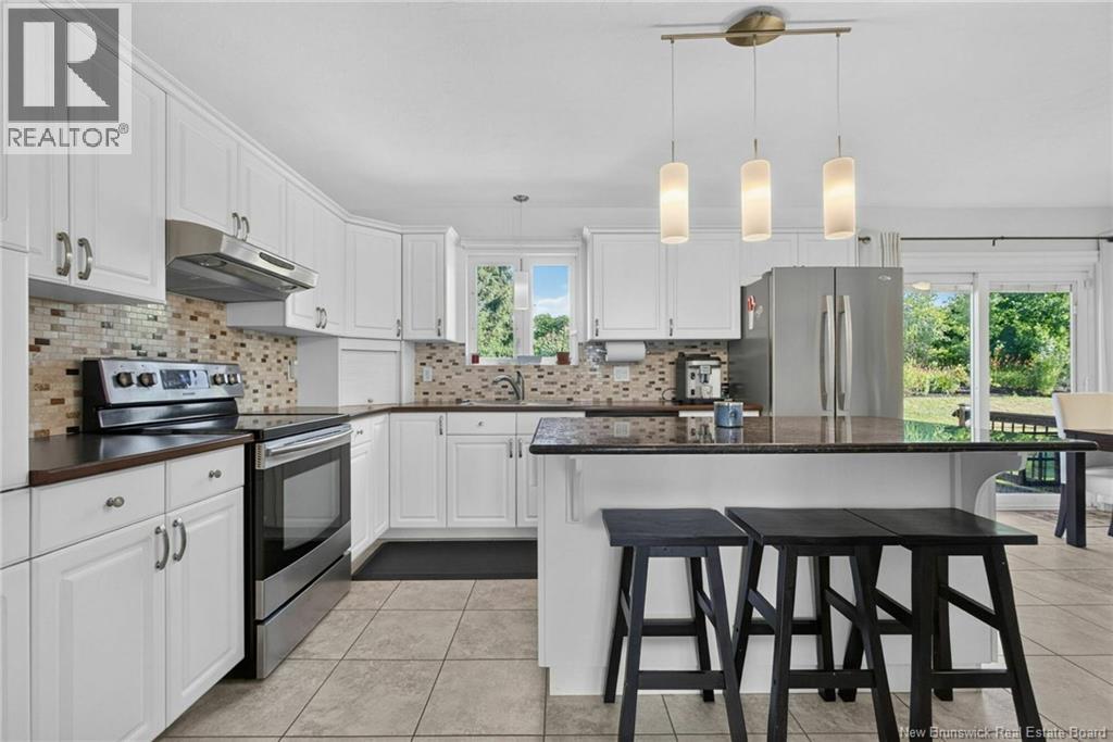 409 Gaspé Property Photo 5