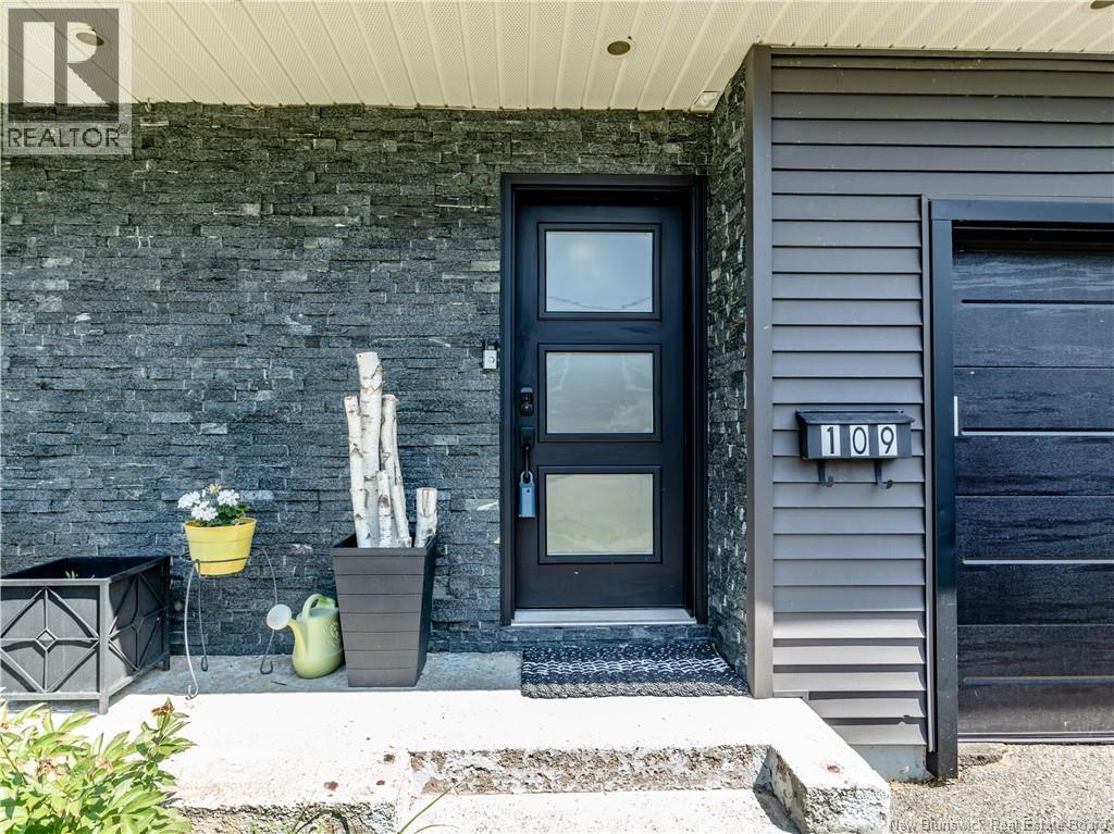 109 Upton Street Property Photo 9