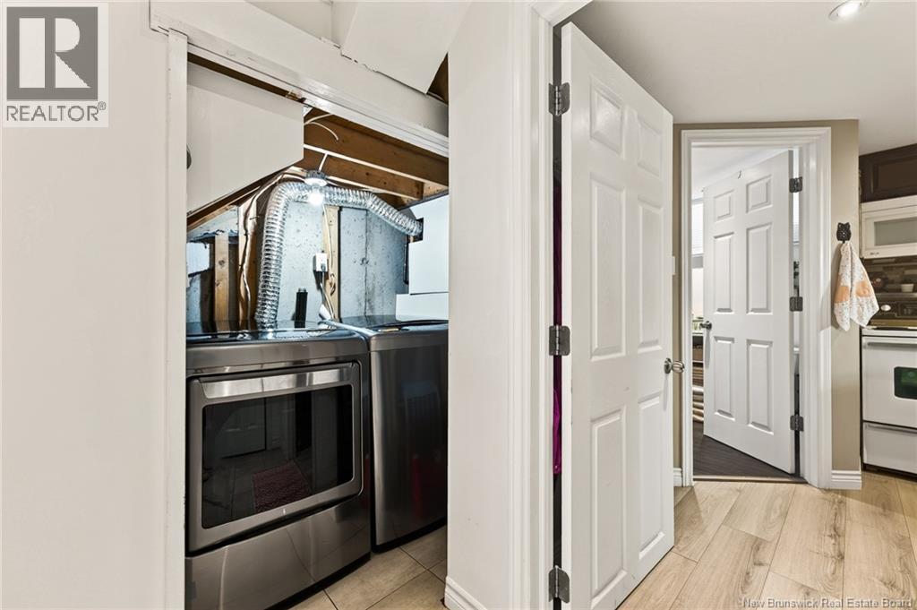 627 Acadie Avenue Property Photo 34