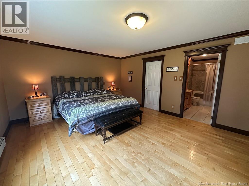 1359 Des Pionniers Avenue Property Photo 9