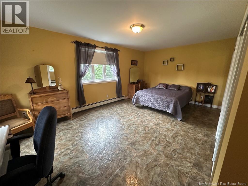 1359 Des Pionniers Avenue Property Photo 20