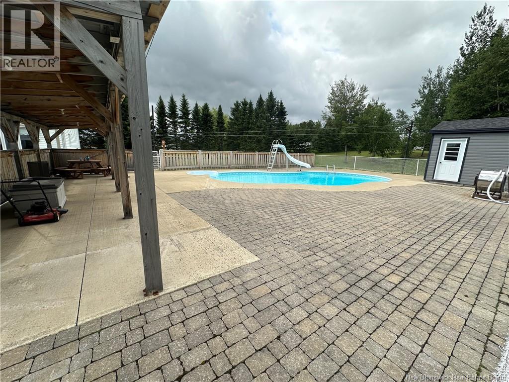 1359 Des Pionniers Avenue Property Photo 27