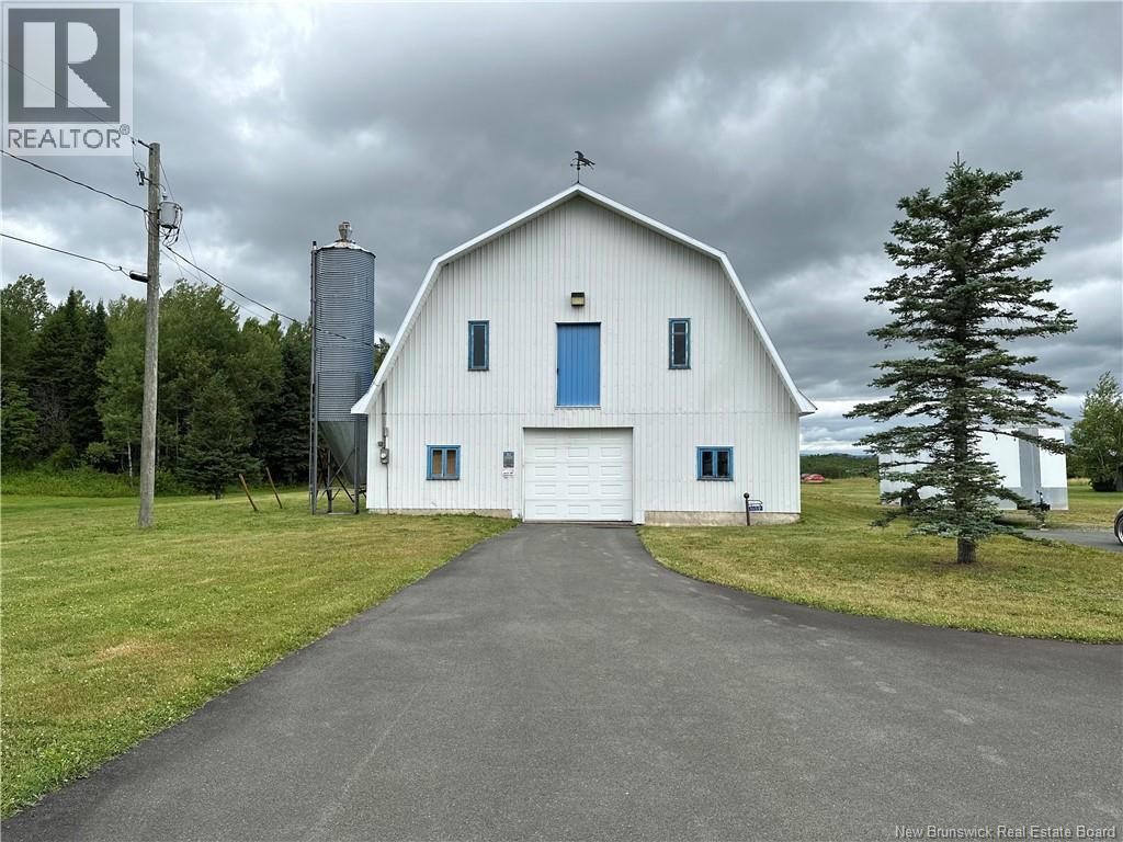 1359 Des Pionniers Avenue Property Photo 30