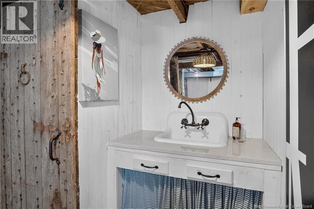 1240 Red Head Road Property Photo 45
