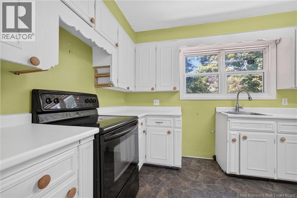 109 Chesswood Drive Property Photo 11
