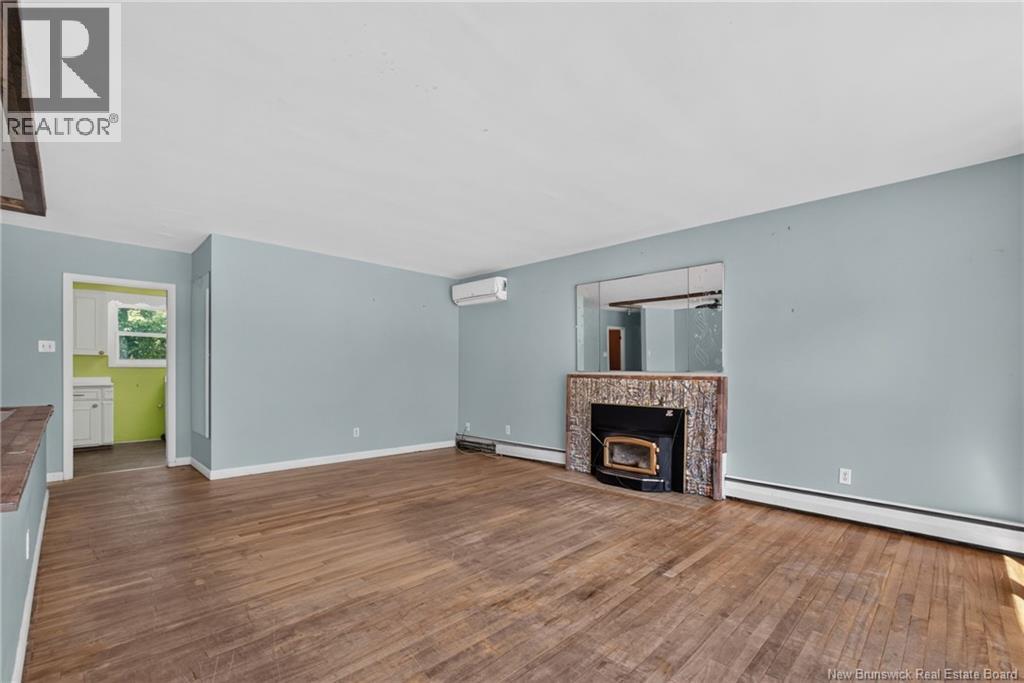 109 Chesswood Drive Property Photo 12
