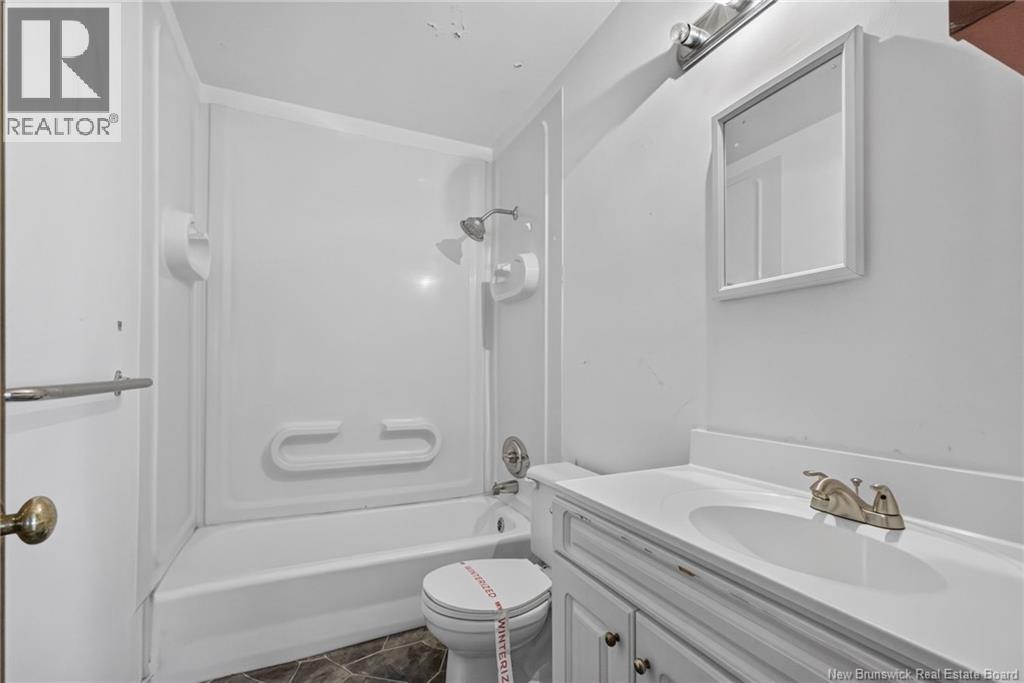 109 Chesswood Drive Property Photo 21