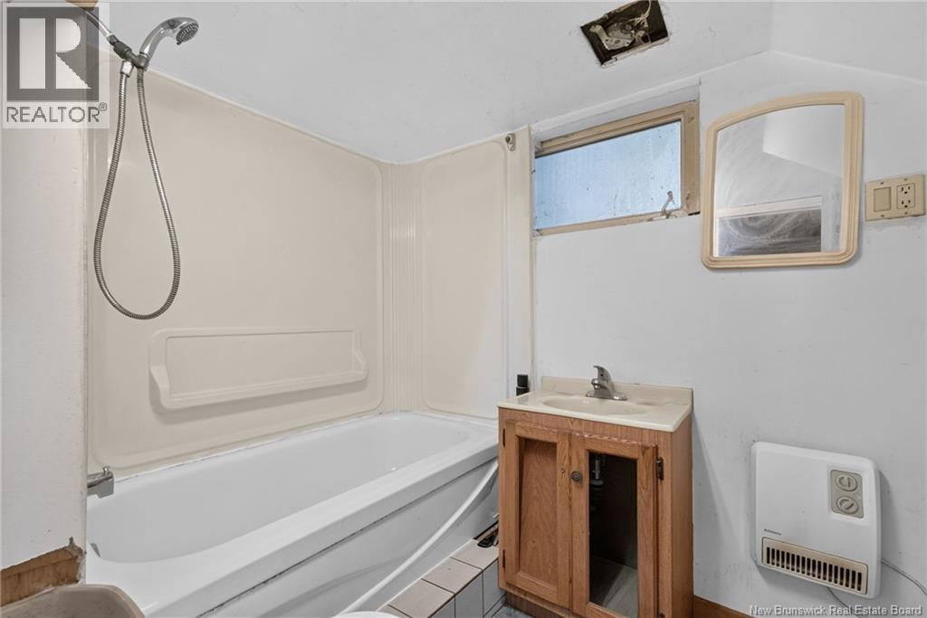 109 Chesswood Drive Property Photo 37