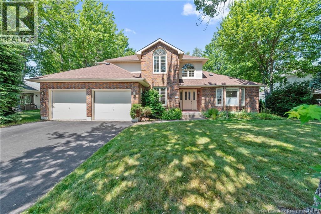 5 ROXBOROUGH Court Property Photo 1